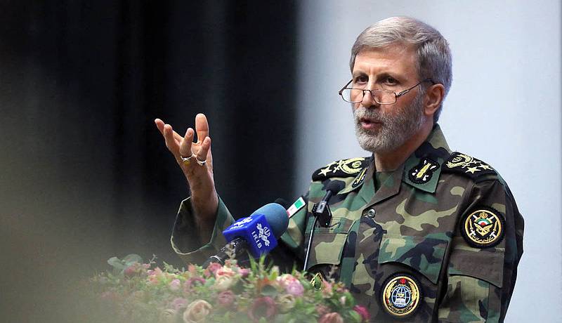 حاتمی: دشمن به قدرت ملت ایران و نظام احترام گذاشت
