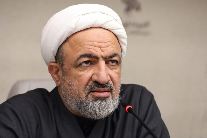 چالش حقوقی حبس رسایی؛ آیا نماینده تهران مستعفی شناخته می‌شود؟
